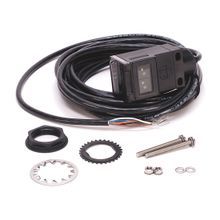 Rockwell Automation PHOTOSWITCH Photoelectric Sensor, Standard (On / Off), Polarized Retroflective, 4.87m (16ft), 70-264V AC/DC, SPDT EM Relay, 2m (6.5ft) 300V cable