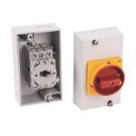 Rockwell Automation IEC Load Switch, IP65 (Thermoplastic) - Base / DIN Rail, OFF-ON 90°, 16A, 3 Poles, Supplied with a Type N Red/Yellow Actuator