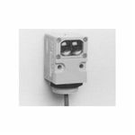Banner Engineering SM2A912D VALU-BEAM® 912 Photoelectric Sensor, 760 mm Sensing, Infrared Sensing Beam, 8 ms Response Time, SPST SCR Solid State 2-Wire Output