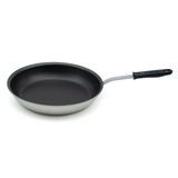 14-inch Wear-Ever rivetless fry pan with CeramiGuard II nonstick coating and Cool Handle silicone handle, Vollrath EZ4014