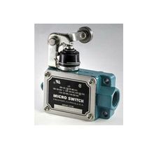 Honeywell MICRO SWITCH™ BAF1-2RN2-LH High Capacity Medium Duty Straight Enclosed Limit Switch, 125/250/480 VAC, 20 A, Left Hand Roller Lever with Seal Boot Actuator, 1NO-1NC SPDT Contact Configuration, 1 Pole