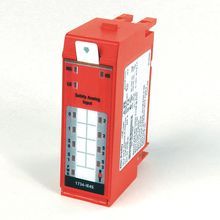 Rockwell Automation POINT Guard I/O Safety Module - 4 Safety Analog Input Module (Compatible with terminal bases with 12 terminations)