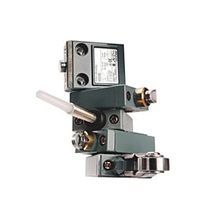 Allen-Bradley 802B-CSABBSXD4 Compact Standard Limit Switch, 250 VAC, 3 A, Booted Top Push Actuator, 1NO-1NC