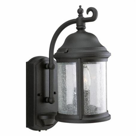 Progress Lighting P5854 31 Traditional Casual Outdoor Lantern 60 W Progress Lighting P5854 31 Traditional Casual Outdoor Lantern 60 W Candelabra