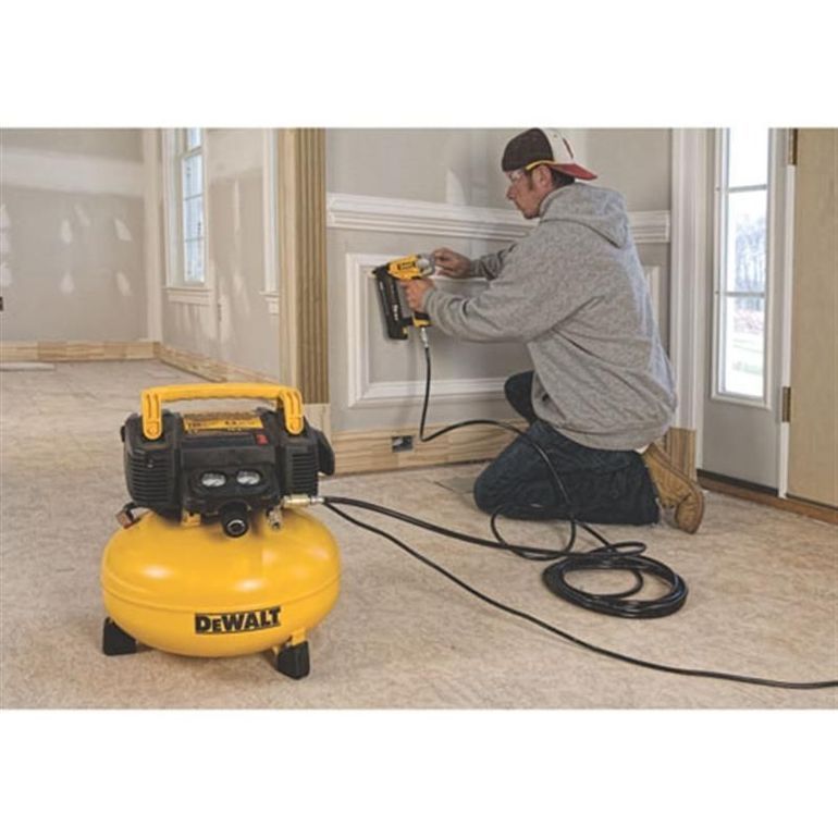 DeWalt 6 Gallon 165 PSI Pancake Compressor K.L. Jack